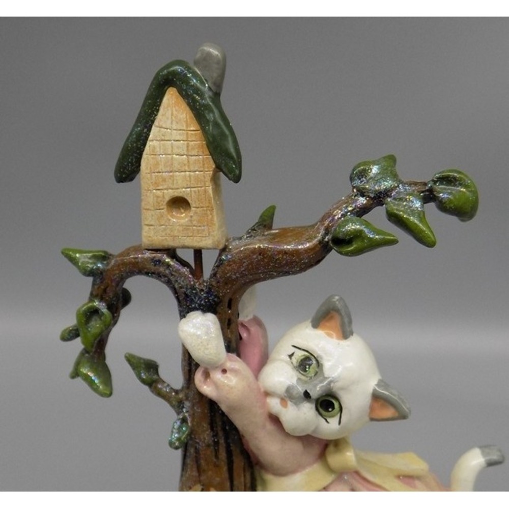 Donna Little 1998 Cat Trying to Get to Birdhouse Figure Enesco Statue Adorable